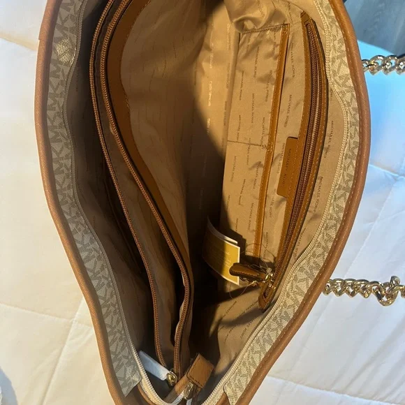 Michael Kors Cream and Tan Tote with Gold Accents - Picture 2 of 4